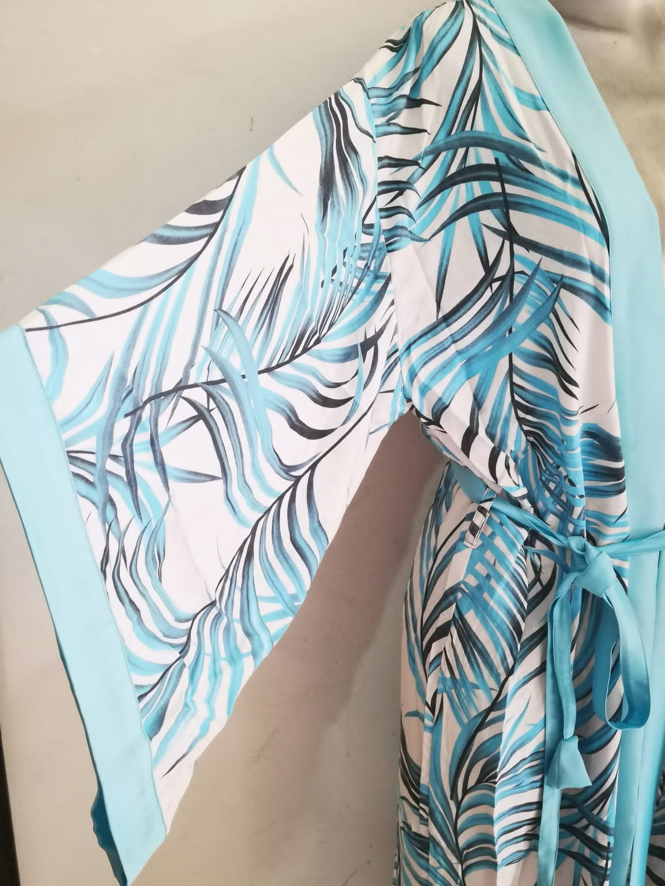 HAWAI 2 KIMONO SKY BLUE PRENIUM QUALITY SILK LACE & BELT ONE SIZE FAFUCOLLECTION